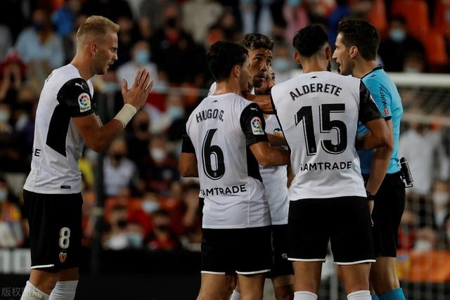 曼城遭遇英超3连败 上赛季英超一共只输了3场